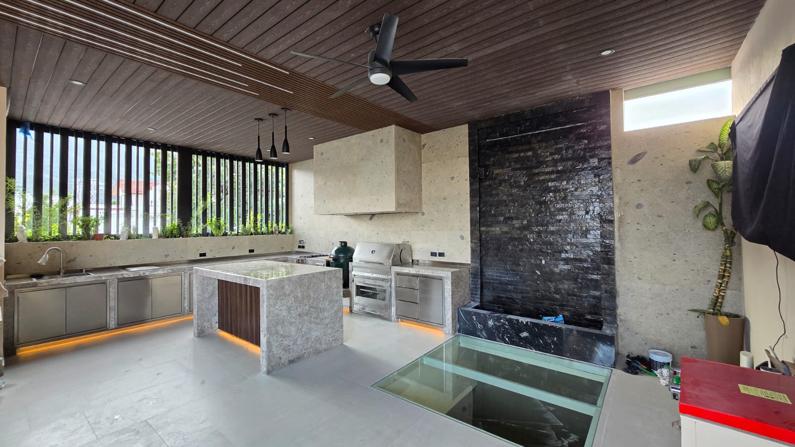 Cocina exterior integral con isla